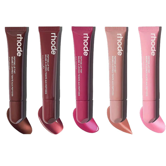 Collection complète RHODE Peptide Lip Tint en 5 teintes : chocolat, bordeaux, fuchsia, nude et rose bonbon avec rendus de couleur