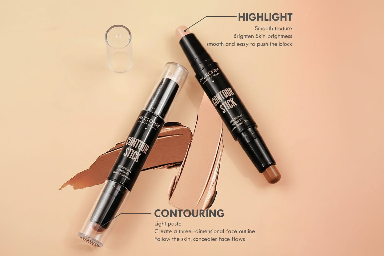 Guide d'utilisation du stick correcteur PECOLOVERS : côté Highlight pour illuminer et unifier le teint, côté Contouring pour sculpter et corriger les imperfections du visage
